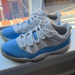 Jordan 11 low UNC